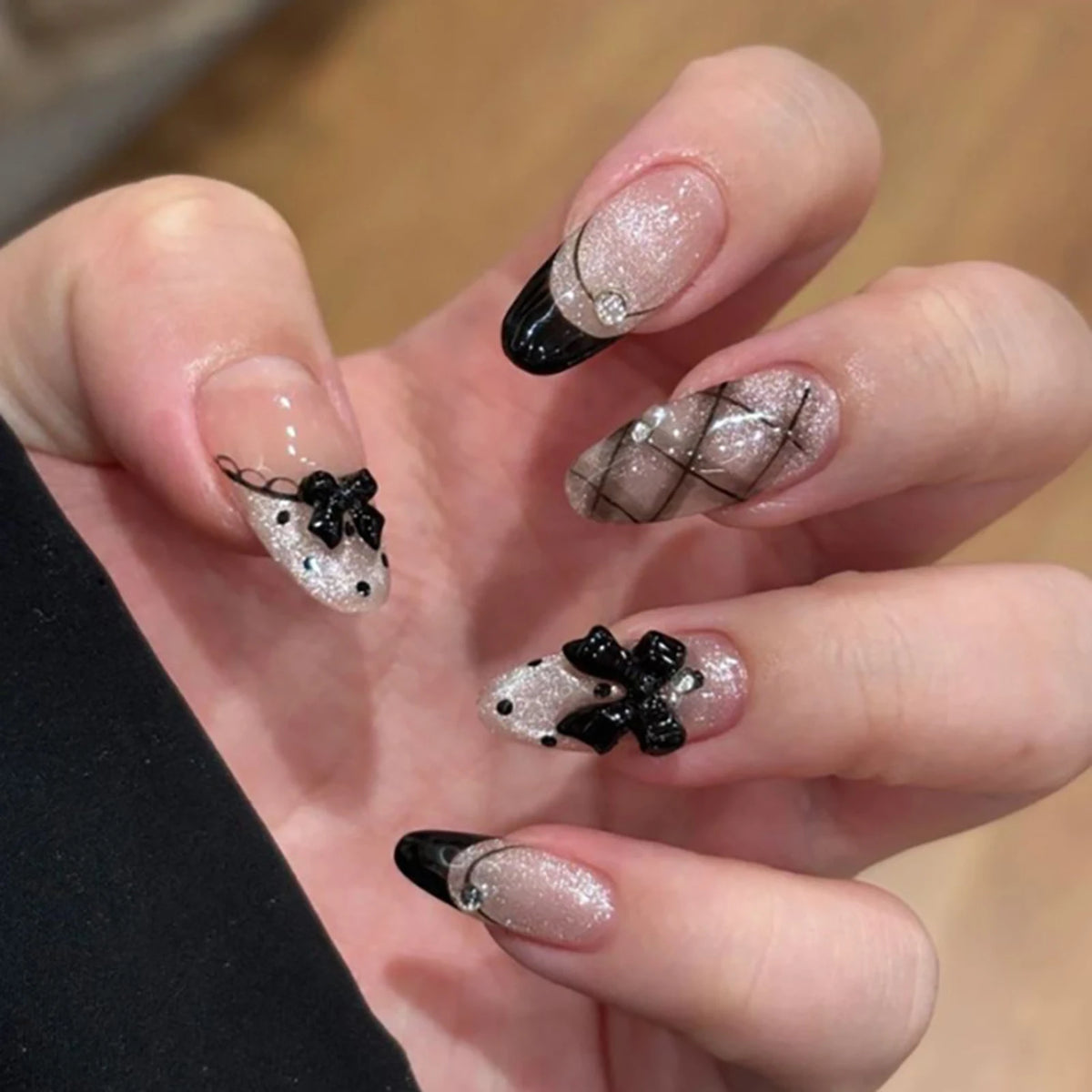 24Pcs Y2K Style False Nails Press On Nails Gothic Black-Bow Almond Cat Eye Wearable Full Cover Nails Tips Acrylic Nail Tips