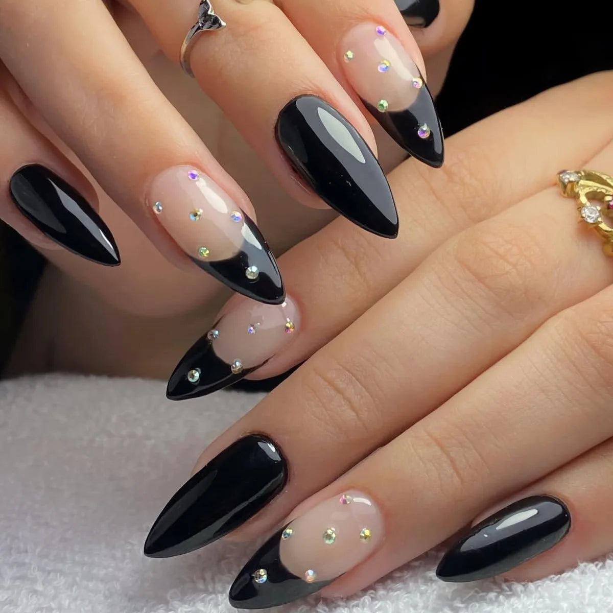 Black French Tips Press on Nails 3D White Bowknot Alloy Stars Designs Fake Nails Ballet Charms False Nails Korean Manicure 24Pcs
