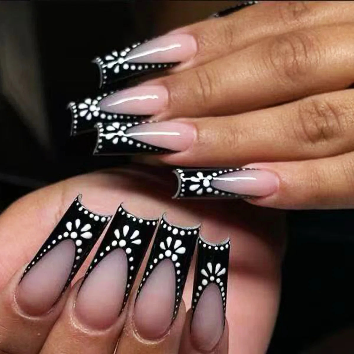 Black French Tips Press on Nails 3D White Bowknot Alloy Stars Designs Fake Nails Ballet Charms False Nails Korean Manicure 24Pcs